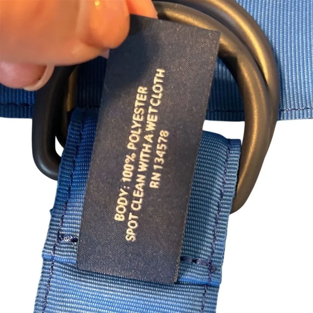 Vineyard Vines Men's Blue Fish Printed D-Ring Belt Size L 48 inches‎ long